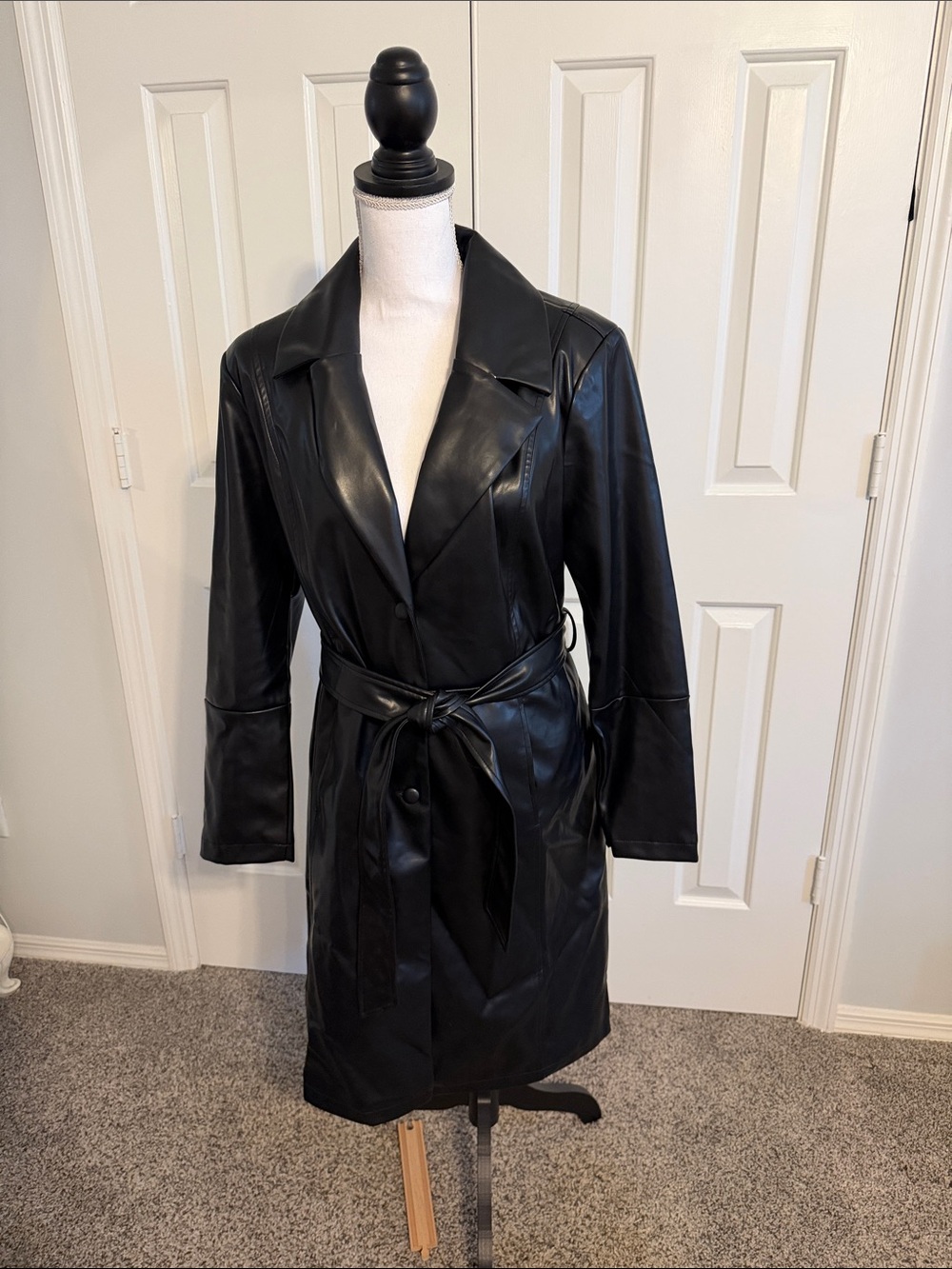 Ellen Tracy Black Faux Leather Tie-Waist Coat